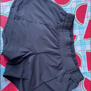 brand | lululemon size | 8 color | black
